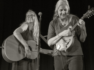 Hillery Lynn, Birgit Burke, Whiskey Slaps, 2015